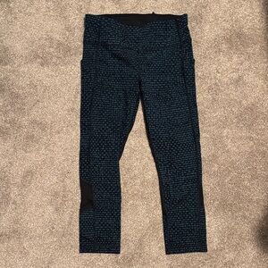 Lululemon Black and Blue Patterned Leggings size 6